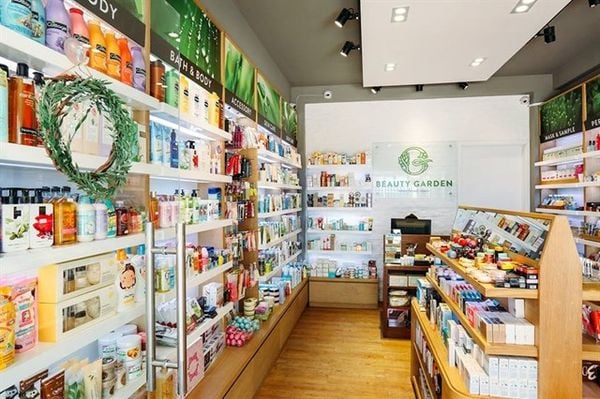 Kim beauty store